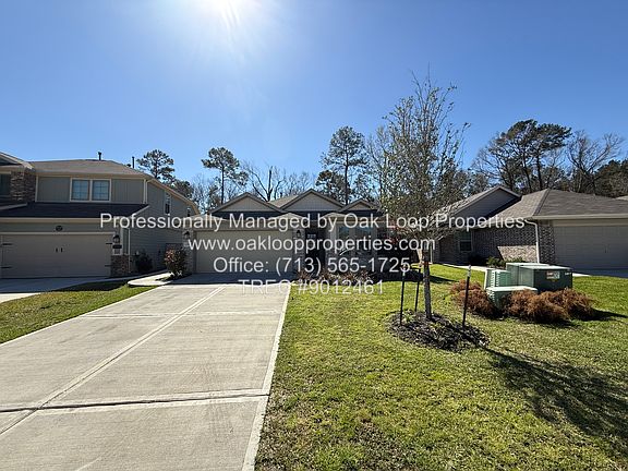 2nd image of 17592 Rosewood Manor Ln