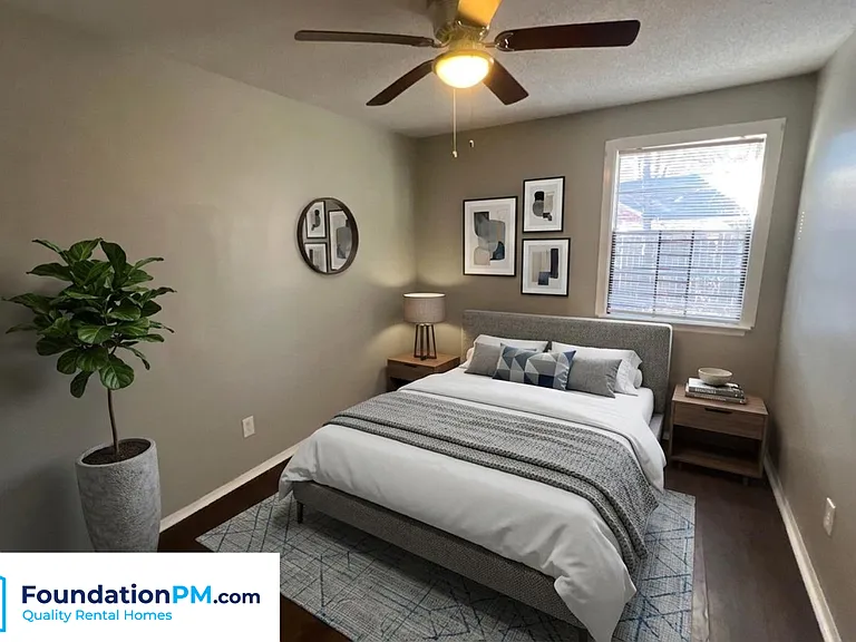 1129 Catalina Rd #1 — Photo 11