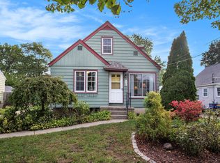 1228 Spring Ave NE, Grand Rapids, MI 49505