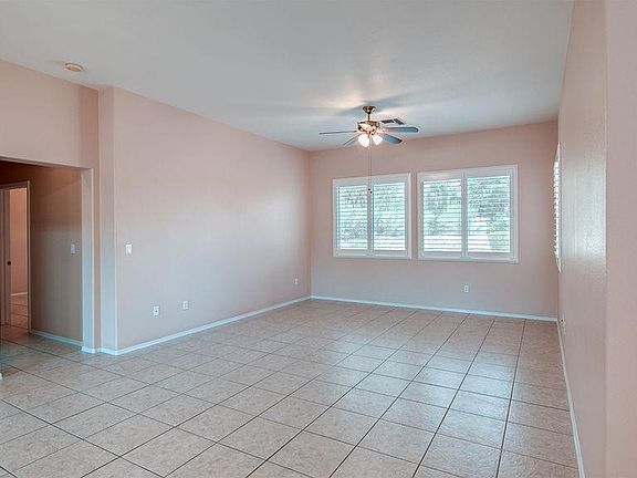 5th image of 10420 Snyder Ave