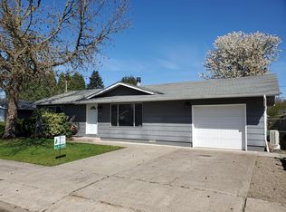 643 61st St, Springfield, OR 97478