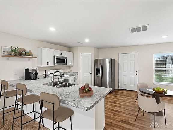 4th image of 60 Tarragon Way