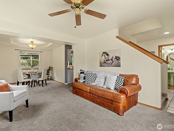 4th image of 7284 Creek Wood Place NE