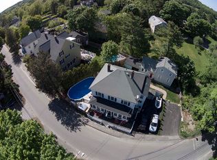 22 Forest St, Manchester, MA 01944