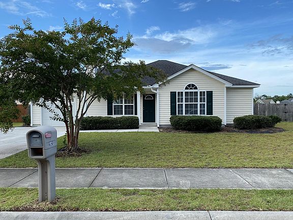 1921 Staffwood Road
Johns Island, SC 29455
Staffordshire Neighborhood