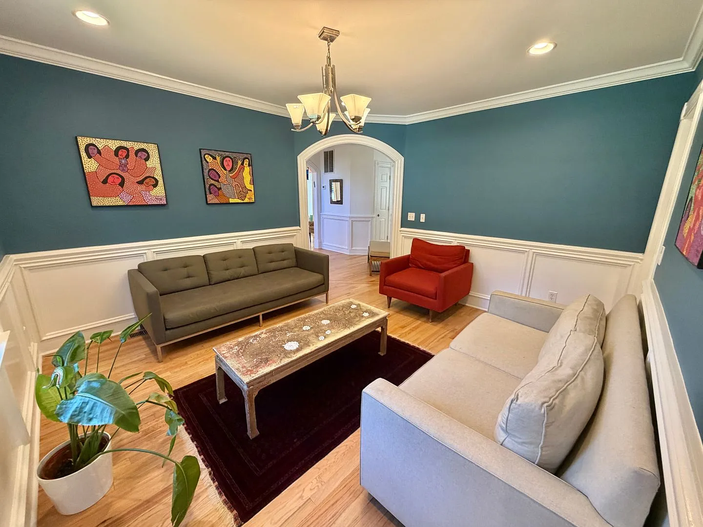 Highly Sought After Shepherds Park Spacious 4 Bedroom Executive Home with Yard — Photo 3
