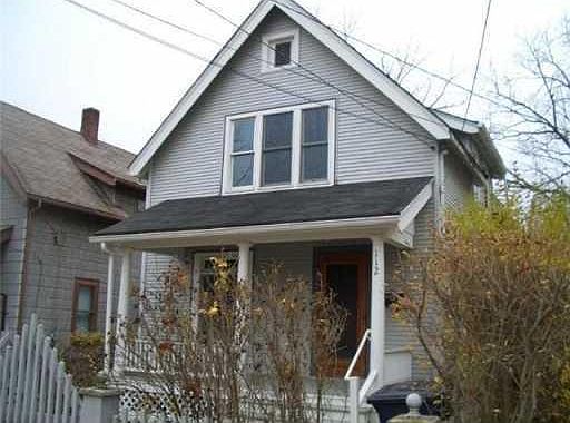 2nd image of 112 E Davis Ave