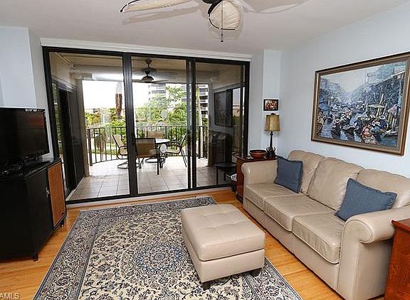 4th image of 3115 Gulf Shore Blvd N APT 211
