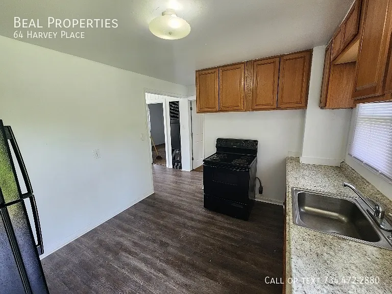 64 Harvey Pl — Photo 15