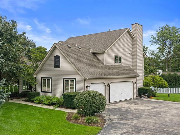 3rd image of 1661 Wood Ridge LANE