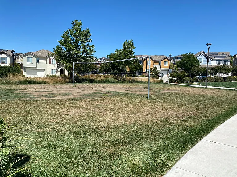 2600 Whitehorse Way — Photo 34