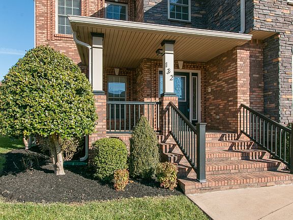 5th image of 132 Roanoke Station Cir