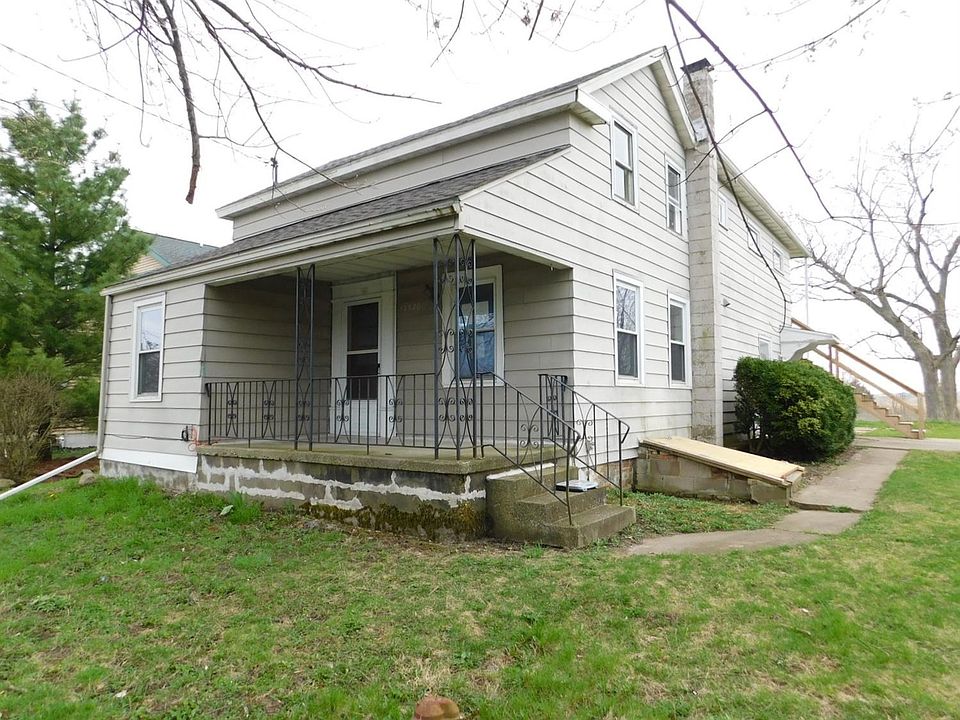 1st image of 13520 N Calumet Ave