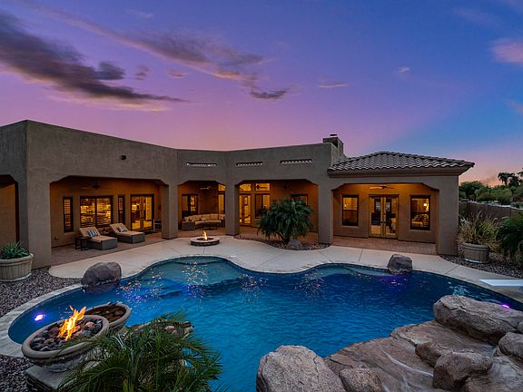3rd image of 8324 E Knoll Cir