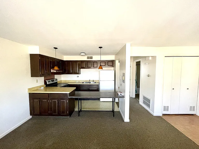 603 Union St #4 — Photo 1