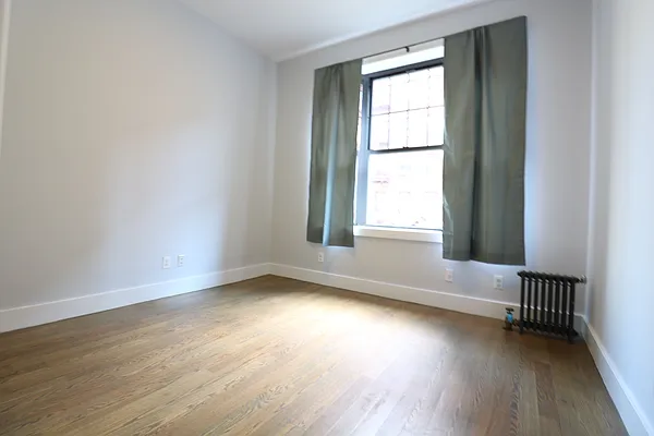 Rented by Nooklyn NYC LLC | media 37