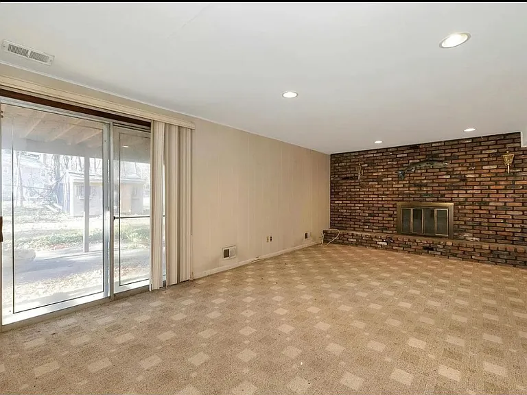 173 N Little Tor Rd #1 — Photo 10