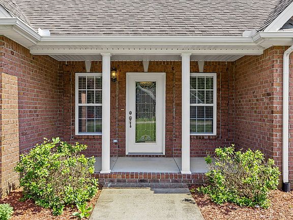 4th image of 1397 Grassland Dr