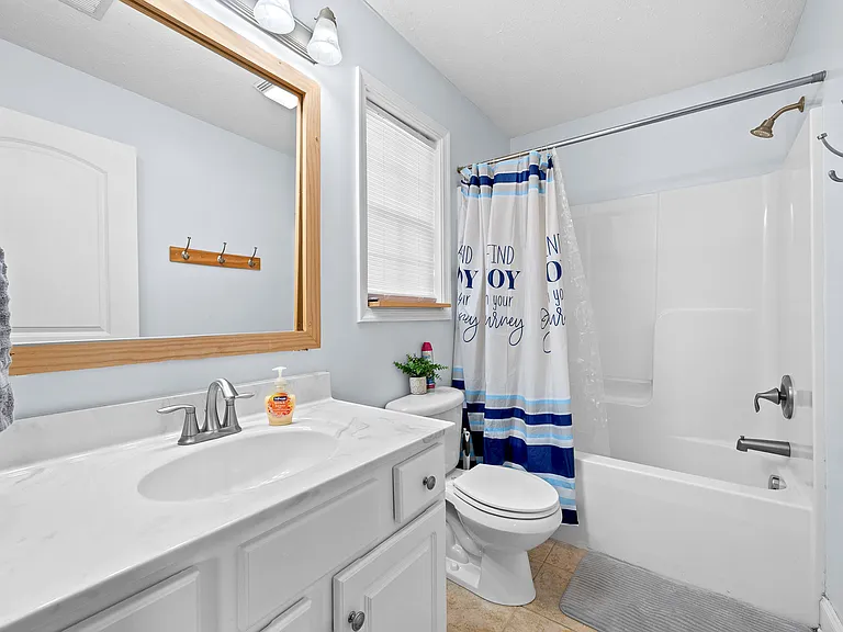 100 Capstone Dr — Photo 27