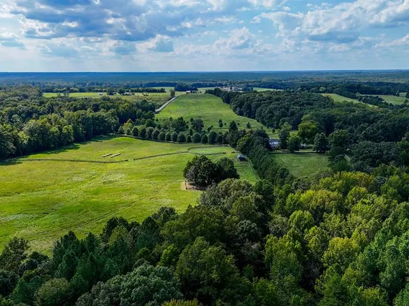 2071 Hudson Rd, Virgilina, VA 24598