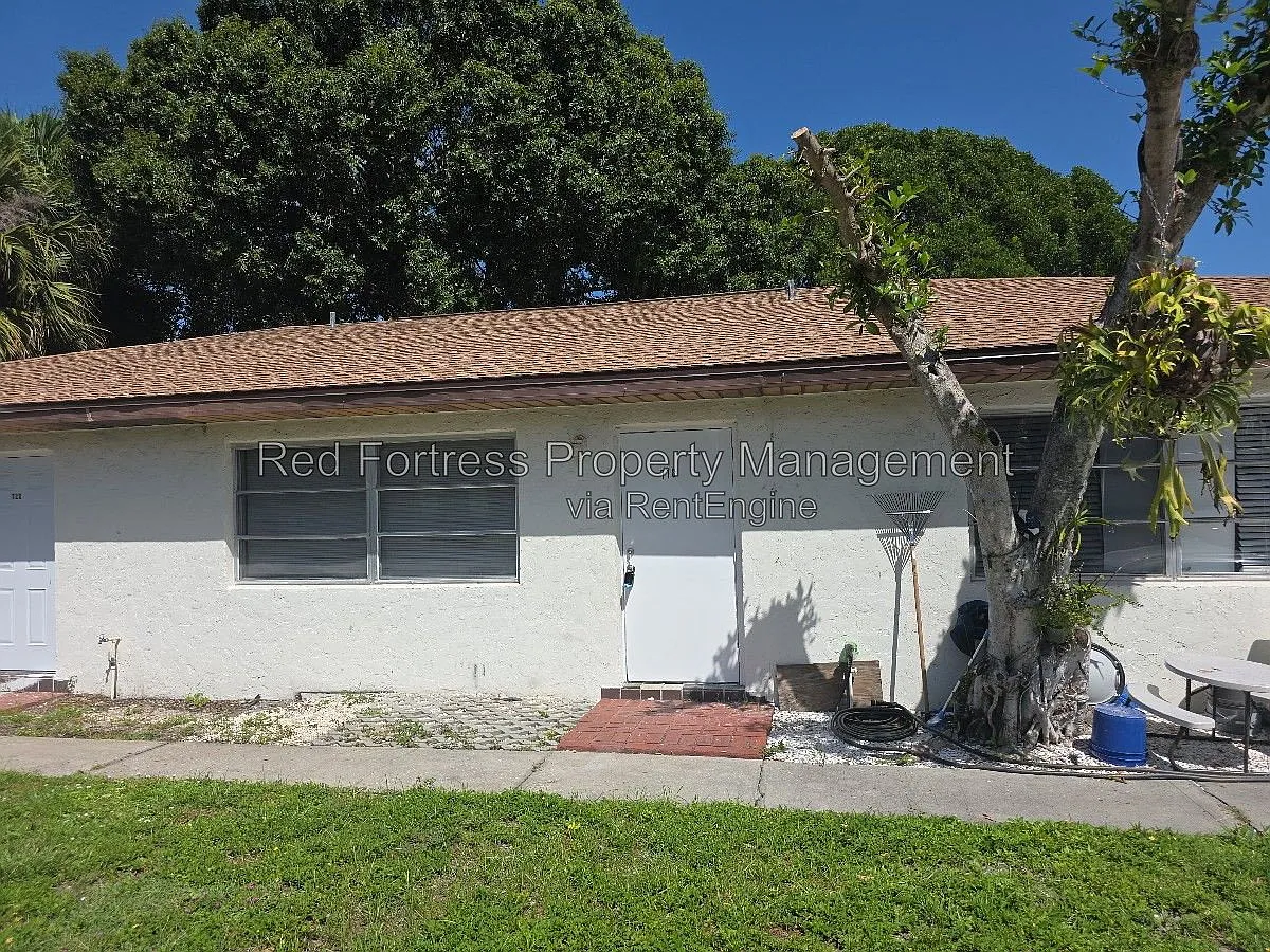 1 bed, 1.0 bath, $979 — Photo 1