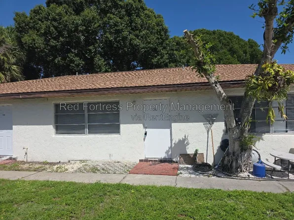 718 Karlov St, Fort Myers, FL 33916