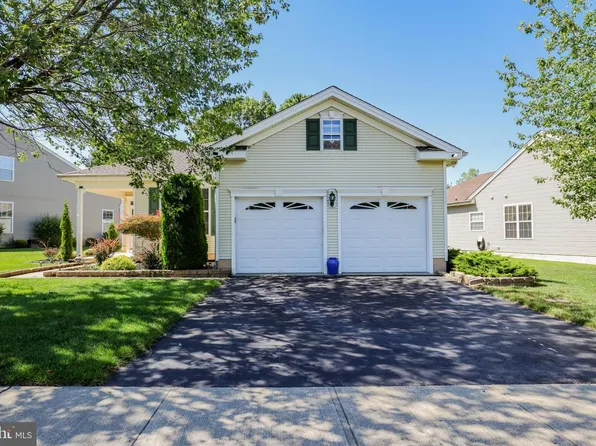 15 Shady Stream Rd, Barnegat, NJ 08005