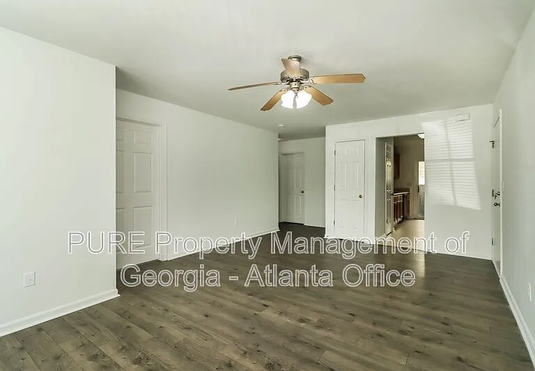 1702 Stonehaven Cir — Photo 10
