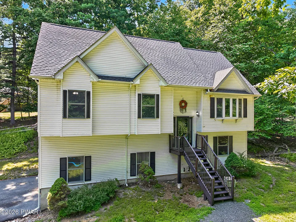 115 Blackberry Dr