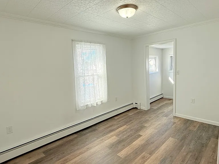 376 Miller St #376 — Photo 7