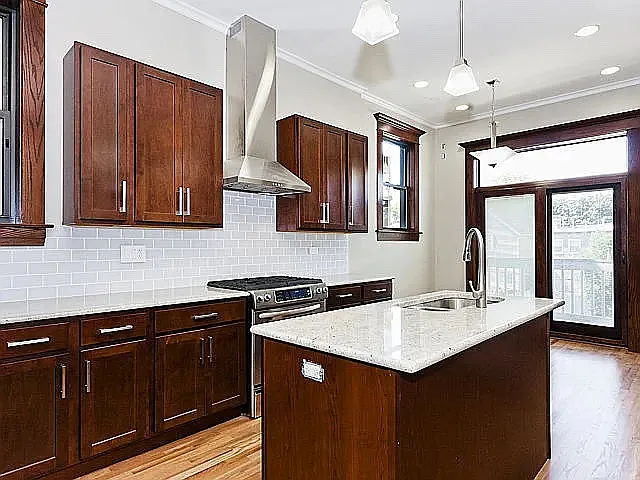 2632 N Washtenaw Ave #2 — Photo 9