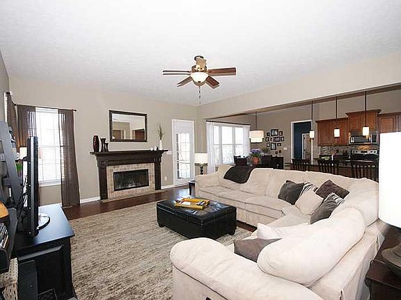 3rd image of 14154 Murphy Cir