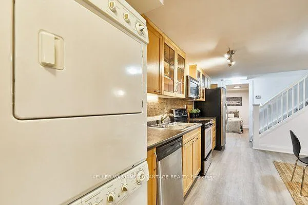 46 Elmer Ave #1 — Photo 8