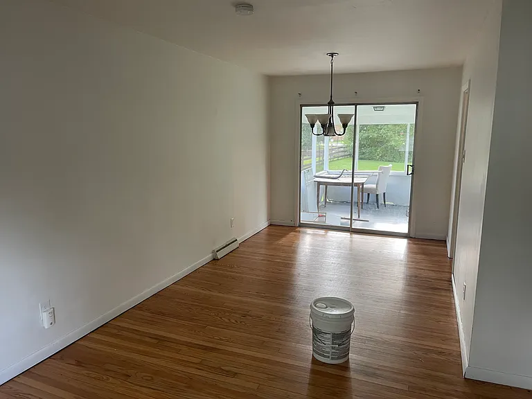 312 Apple Rd — Photo 5