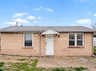 221 W Felton Ave, Saint Louis, MO 63125
