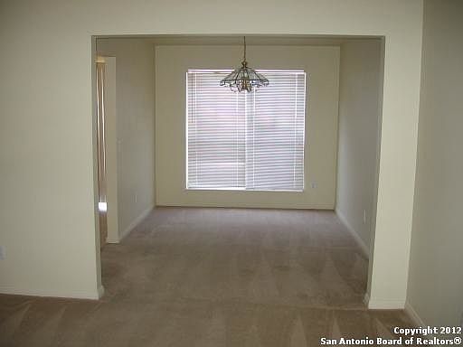 4th image of 5915 Deer Lake Dr