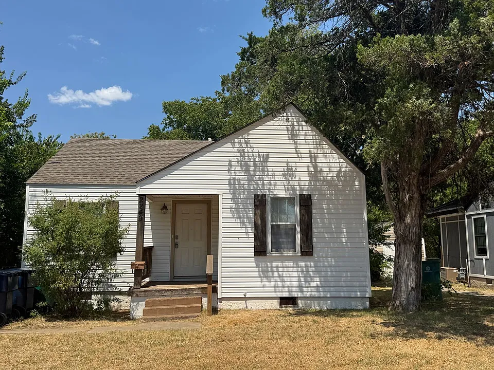 2249 NW 37th St