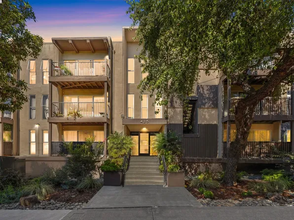 425 Orange St APT 401, Oakland, CA 94610