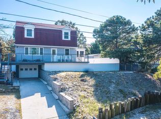 18 Pinewood Rd, Cape May, NJ 08204