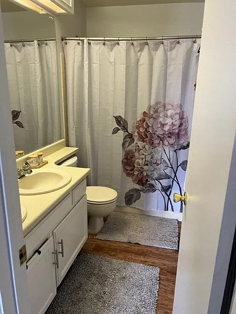 19929 Briarwood Ct — Photo 2