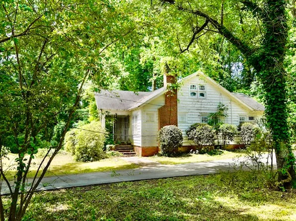 1659 Austin Dr, Decatur, GA 30032