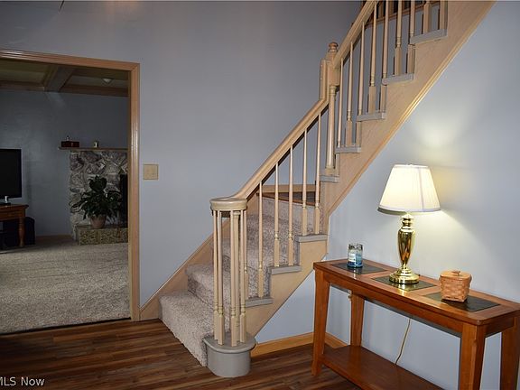 5th image of 16980 Greenwood Dr