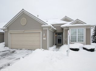 11299 Bellflower Ln, Huntley, IL 60142