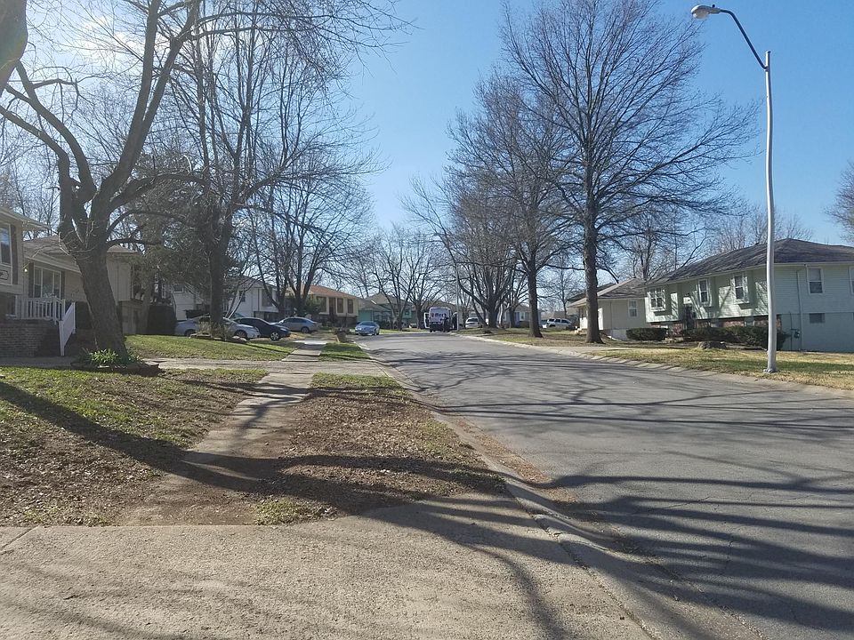 2nd image of 11507 Palmer Ave