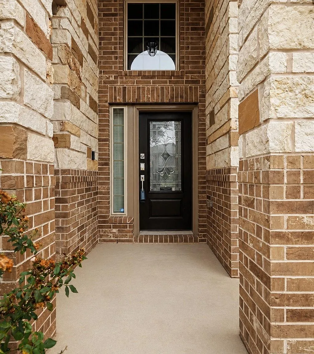4 bed, 3.5 bath, 3342 sqft, $3,500 — Photo 4