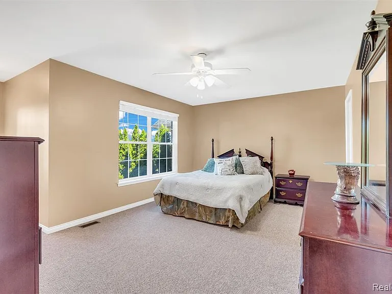 42682 Park Crescent Dr — Photo 27