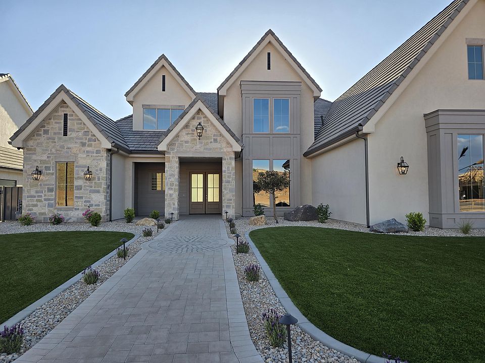2nd image of 2366 S Breckenridge Dr