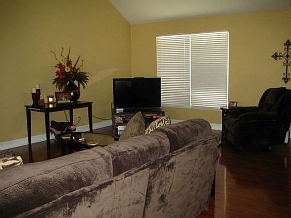 5th image of 1883 Pinnacle Dr