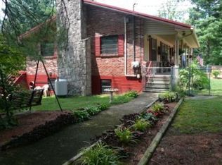 23 Shaver Ln, Rossville, GA 30741