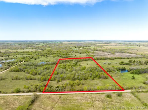 17 S 340th Rd, Morris, OK 74445